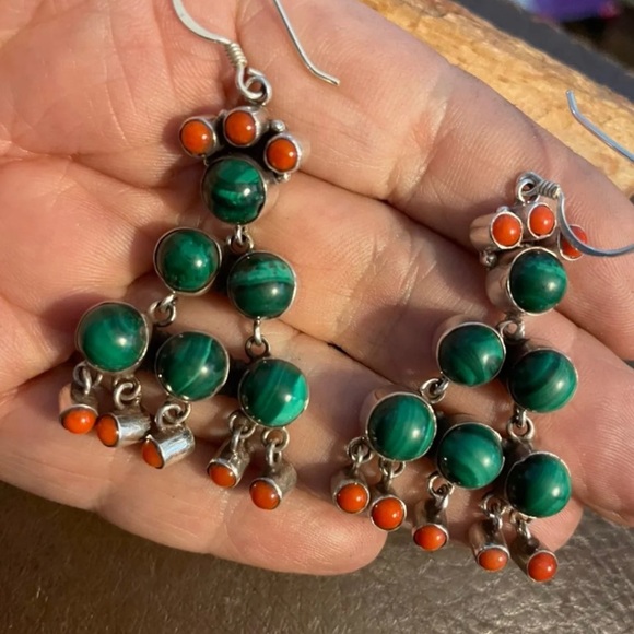 Sterling Silver Malachite & Coral earrings - Picture 3 of 7